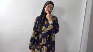 [SexWithMuslims] Max Dior (Sexy Holly Molly in hijab wants some photos / 01.19.2024)